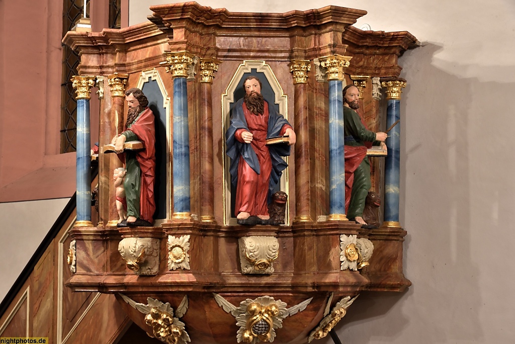 Fulda Florenberg Wehrkirche Heilige Flora und Heiliger Kilian Erstbau 900 Letzter Wiederaufbau 1511-1515 Kanzel