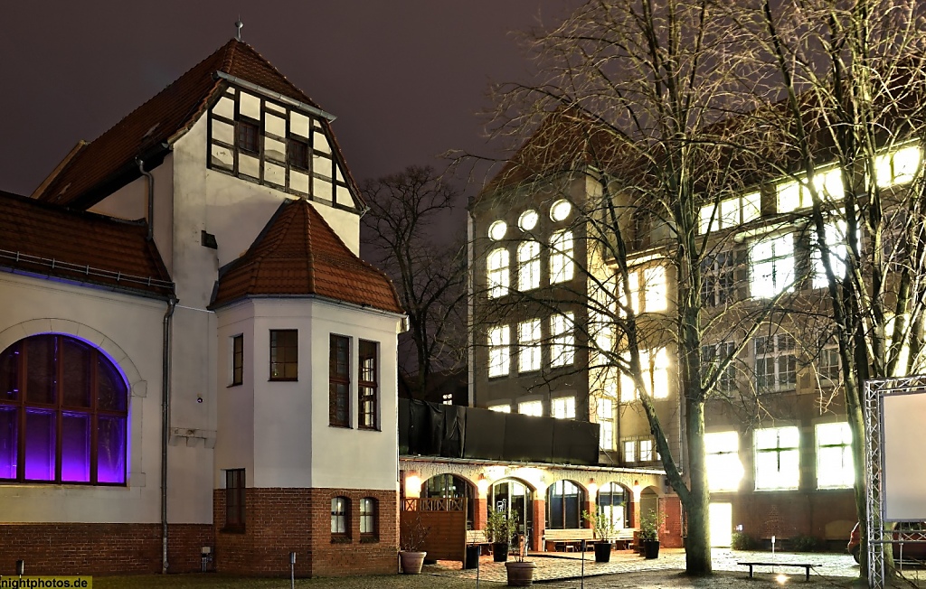 Berlin Köpenick Duke Bar neben der Joseph-Schmidt-Musikschule