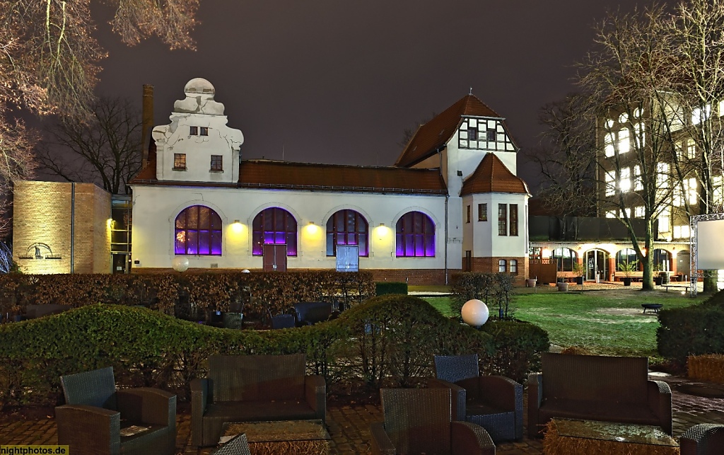 Berlin Köpenick 'Freiheit 15' und Duke Bar neben der Joseph-Schmidt-Musikschule