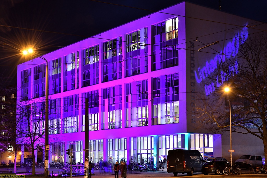 Potsdam Bildungsforum mit Volkshochschule und Stadt- und Landesbibliothek und Wissenschaftsetage