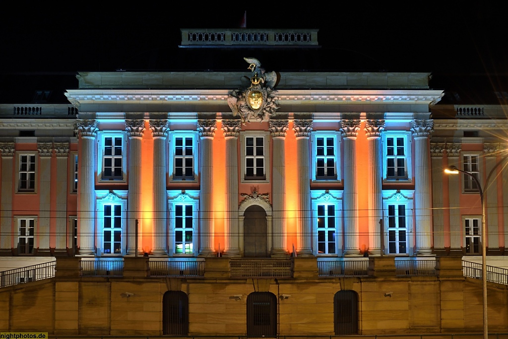 Potsdam Landtag erbaut 1751 als Stadtschloss von Georg Wenzeslaus von Knobelsdorff. Rekonstruiert 2014 von Architekt Peter Kulka. Historisches Hauptportal