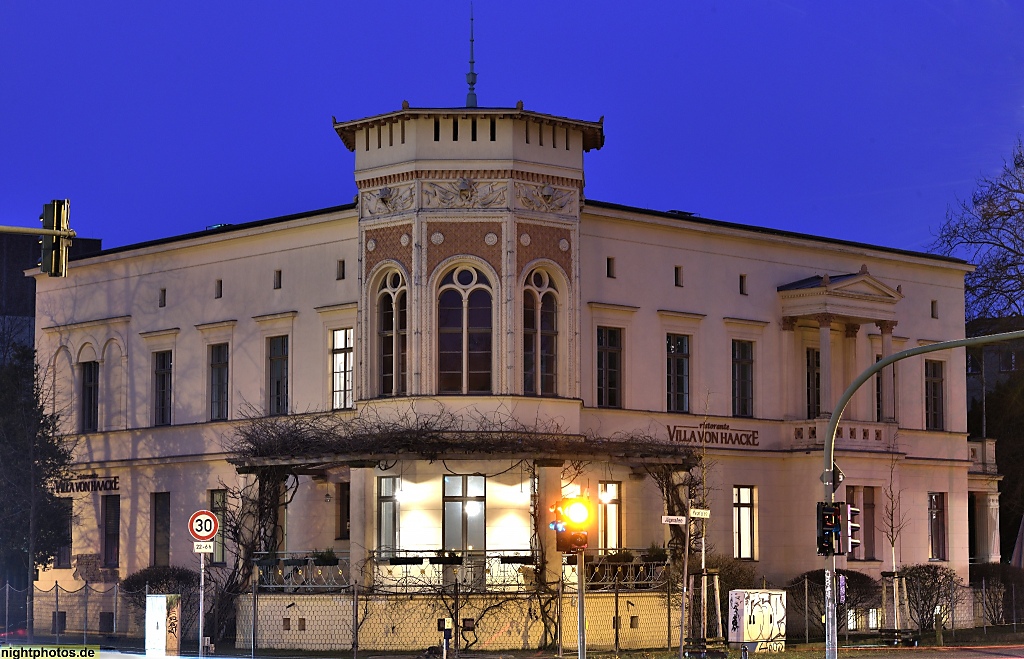 Potsdam Villa von Haacke in der Jägerallee erbaut 1847-1848. Bauherr war Königlicher Platzmajor Albert von Haacke