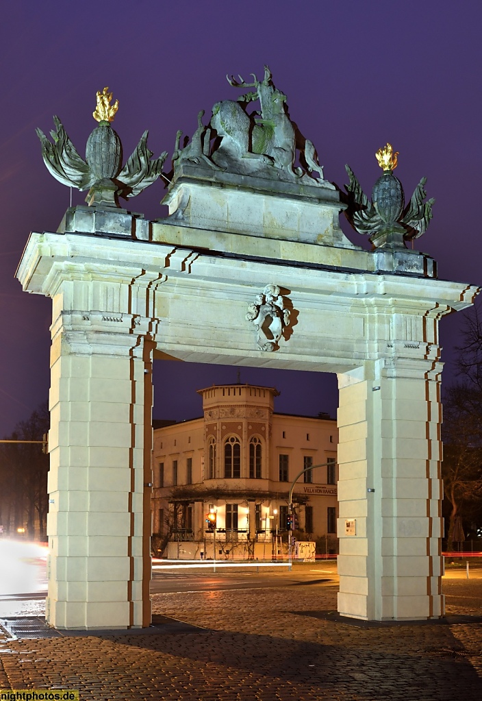 Potsdam Jägertor erbaut 1733 in der Hegelallee