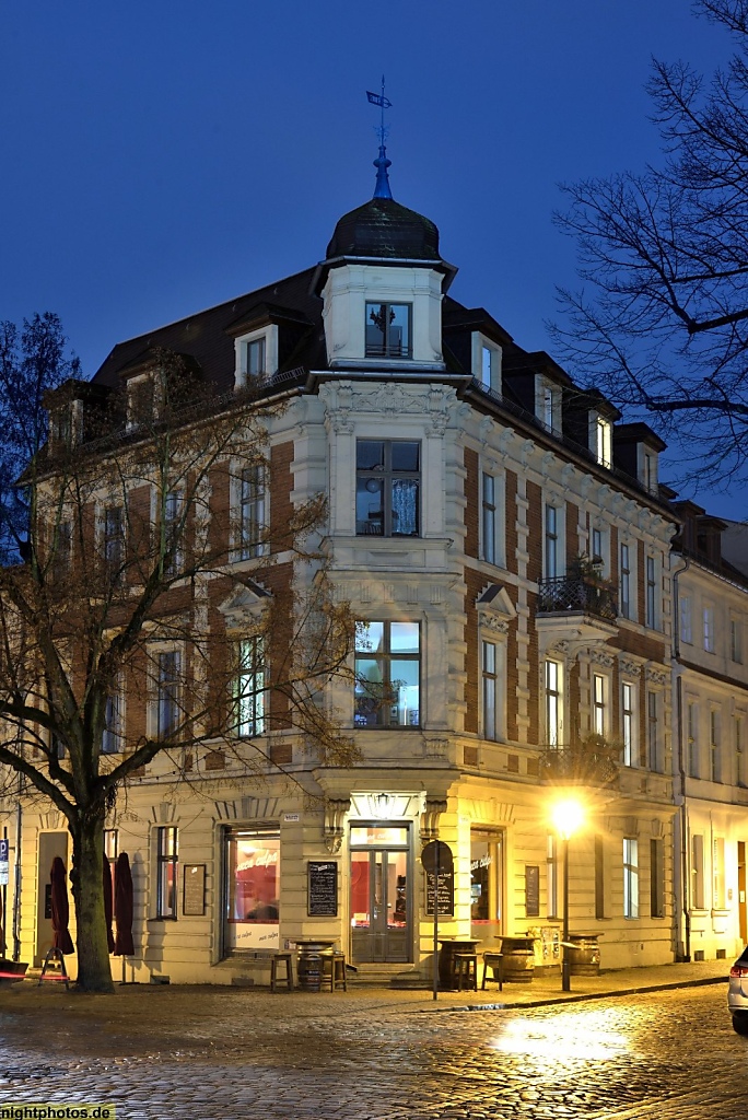 Potsdam Bürgerliches Wohnhaus erbaut 1786 in der Dortusstrasse aufgestockt 1889 durch August Grabkowsky