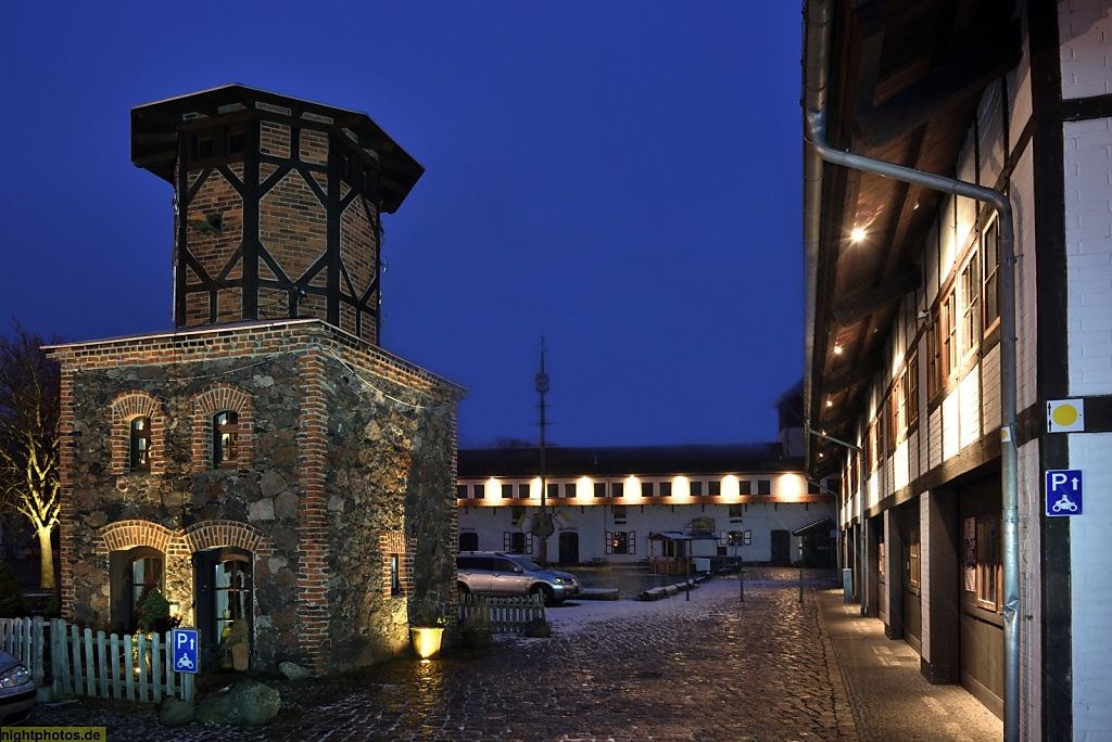 Grossbeeren Diedersdorf Gutshof Schloss Diedersdorf erbaut 1798-1800 Kuhstall und Markthalle