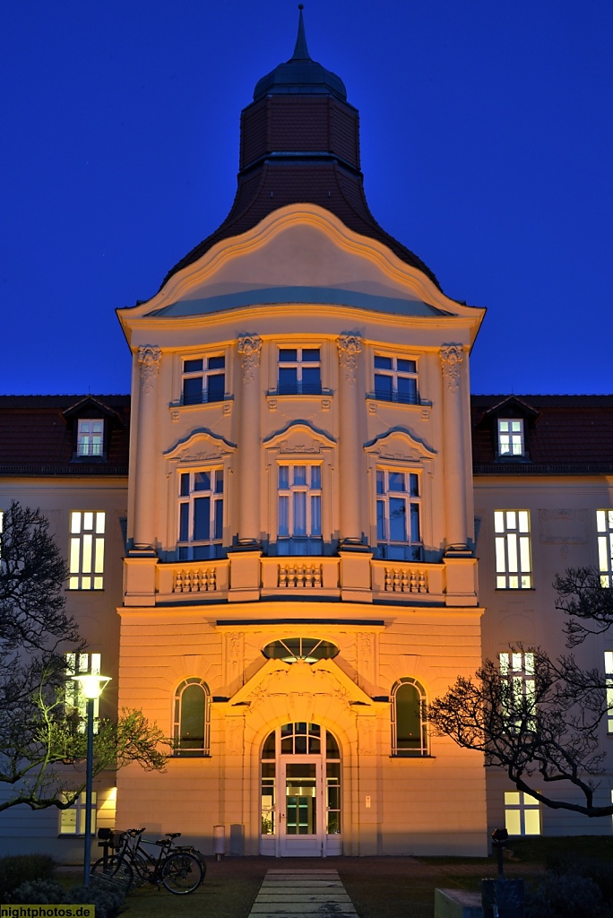Berlin Lichterfelde DRK-Generalsekretariat erbaut 1903–1904 als Berliner Homöopathisches Krankenhaus von Architekt Theodor Thöns