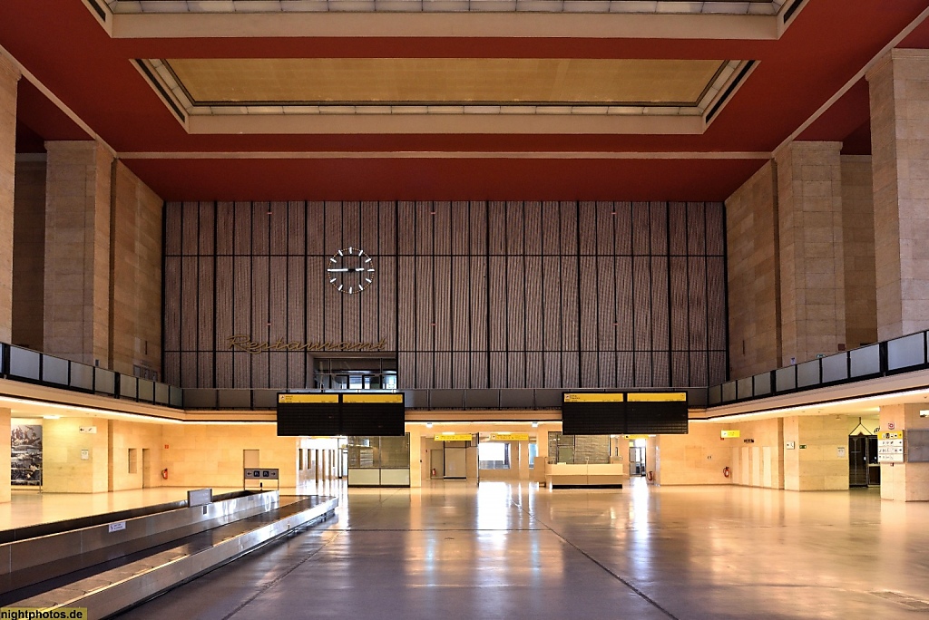 Berlin Tempelhof Flughafen Haupthalle erbaut 1936-1941