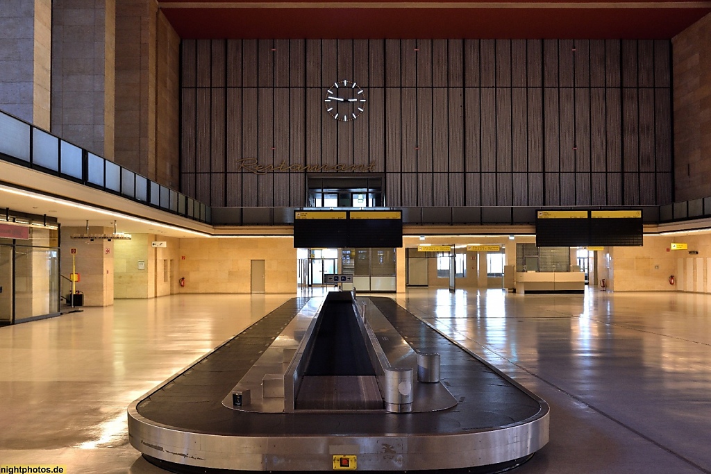 Berlin Tempelhof Flughafen Haupthalle erbaut 1936-1941