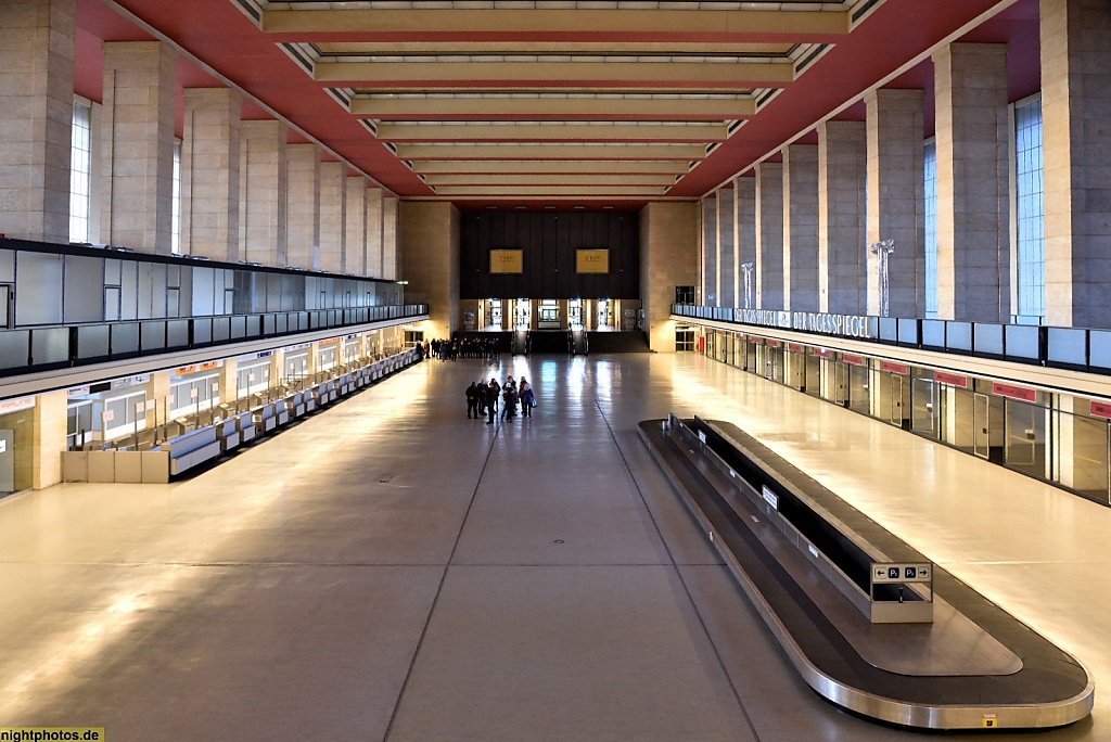 Berlin Tempelhof Flughafen Haupthalle erbaut 1936-1941