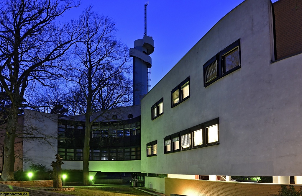 Berlin Steglitz Meteorologisches Institut des Fachbereich Geowissenschaften der FU Berlin erbaut 1990 von Architekten Hermann Fehling und Daniel Gogel