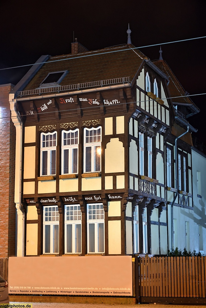 Berlin Friedrichshagen Wohnhaus erbaut 1872 von Hermann Carlitscheck