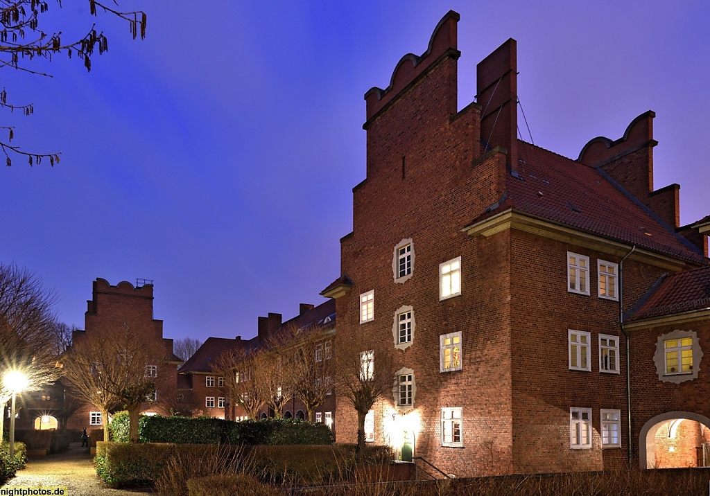 Berlin Weissensee Wohnanlage Holländerhof erbaut 1925-1929 von Josef Tiedemann in der Woelckpromenade