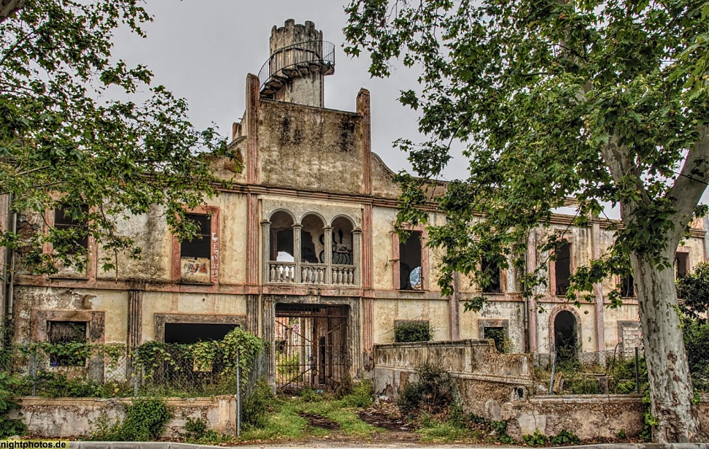 Lost Place: Ruine Teppichfabrik Can Morato