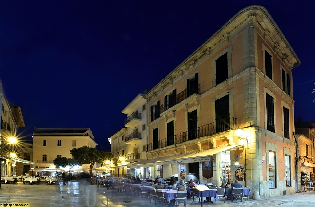 Mallorca Alcudia Altstadt Placa de la Constitucio