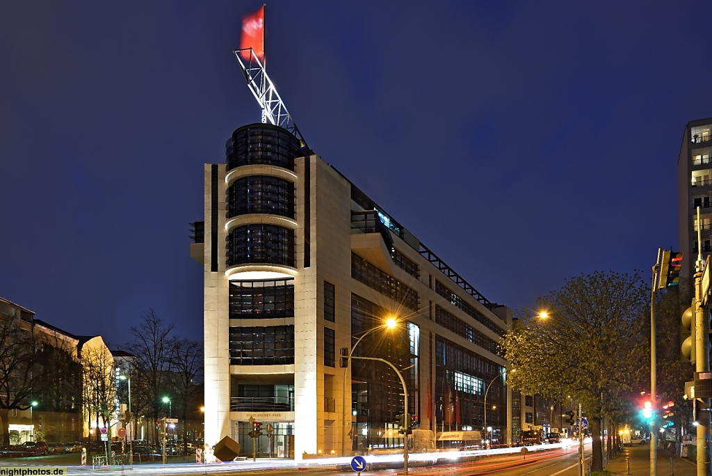 Berlin Kreuzberg Willy-Brandt-Haus Parteizentrale der SPD erbaut 1993-1996 von Architekt Helge Bofinger