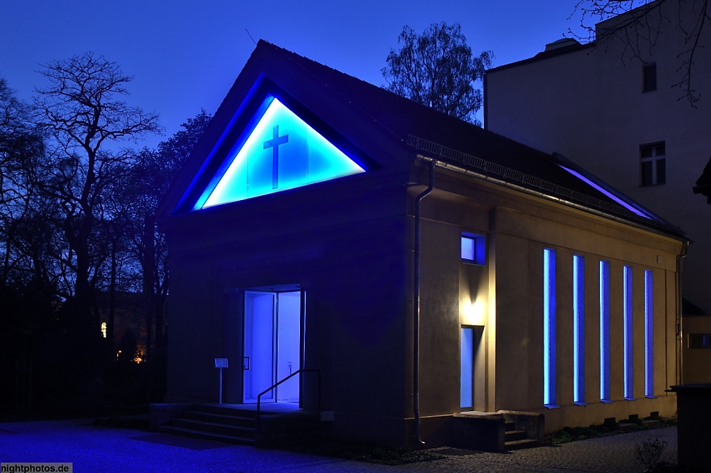 Berlin Mitte Kapelle Dorotheenstädtischer Friedhof von Moreira Nedelykov Architekten von Lichtkünstler James Turrell umgebaut 2018