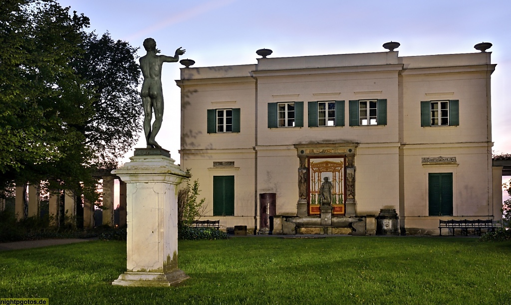 Berlin Wannsee Park Schloss Glienicke Casino erbaut für Prinz Carl von Preussen 1825 von Architekt Karl Friedrich Schinkel