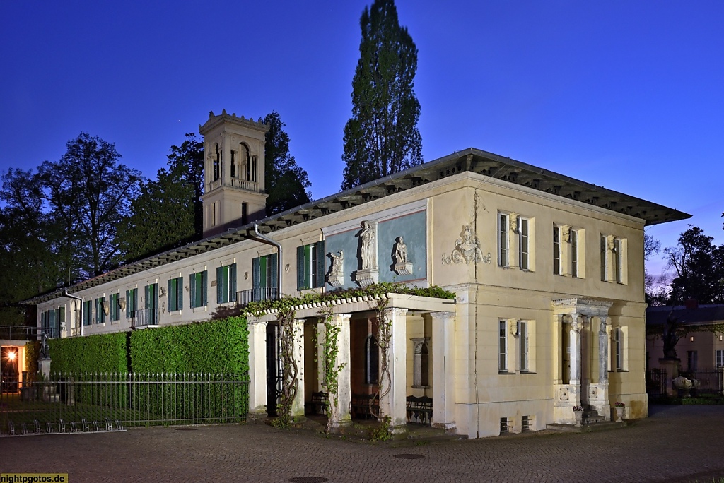 Berlin Wannsee Park Schloss Glienicke Kavaliergebäude erbaut für Prinz Carl von Preussen 1825 von Architekt Karl Friedrich Schinkel