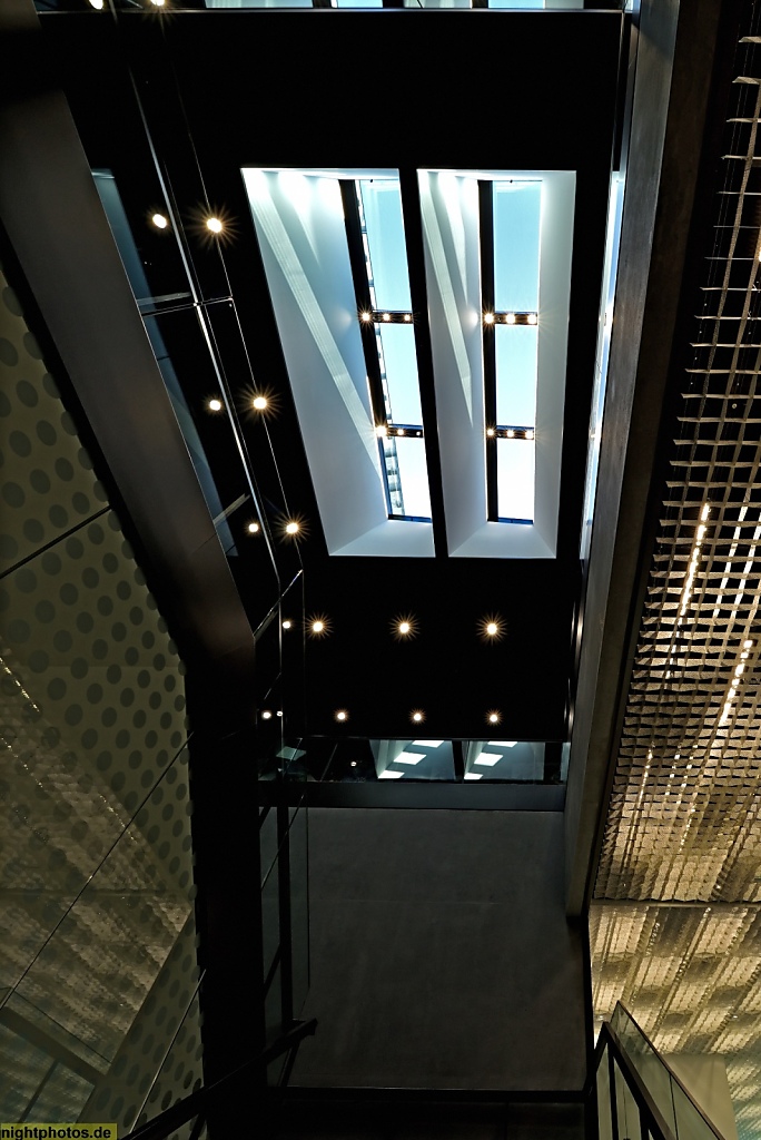 Berlin Mitte Futurium erbaut 2017 als Haus der Zukunft. Treppenhaus mit Lichtschacht