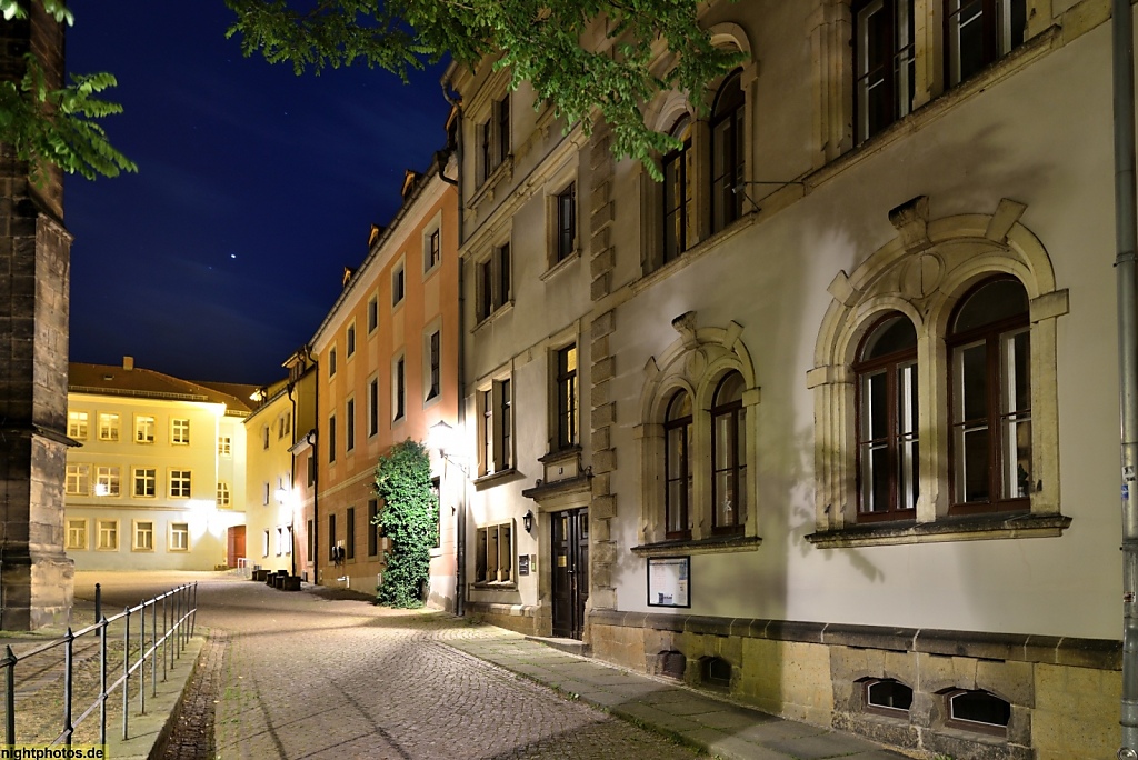 Pirna Altstadt evangelisches Pfarramt erbaut um 1890 im Stil der Neorenaissance am Kirchplatz vor St Marien