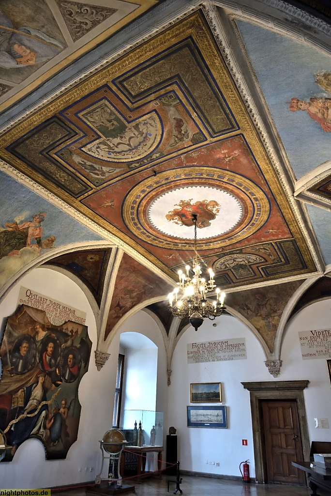 Poznan Rathaus. Ratusz. Der Gerichtsaal. Sala Sądowa. Deckenmalerei