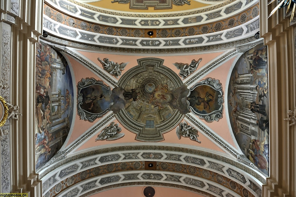 Poznan Altstadt. Franziszkanska. Franziskanerkirche des Heiligen Antonius von Padua erbaut 1728