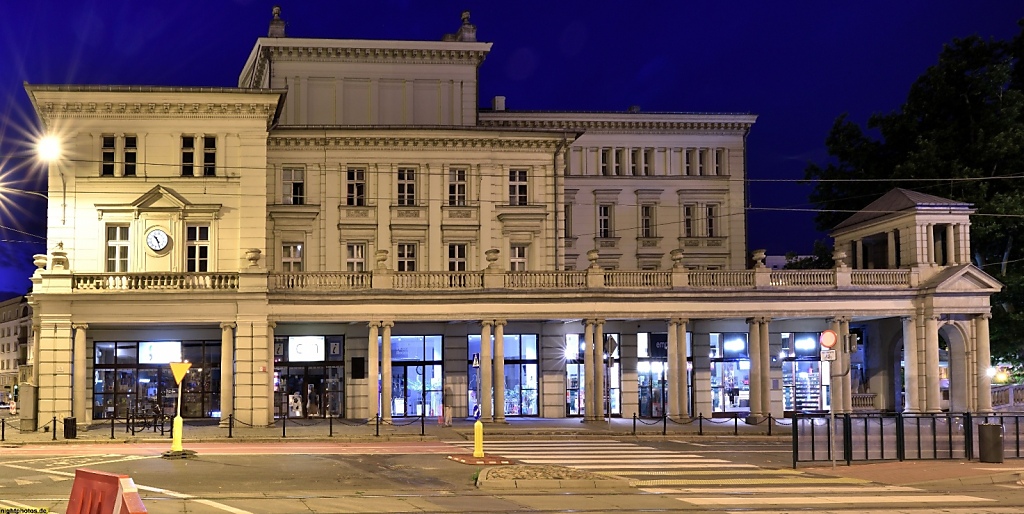 Poznan. Arkadia Gebäude erbaut 1879 als Stadttheater am Freiheitsplatz. Arkadia w Poznaniu