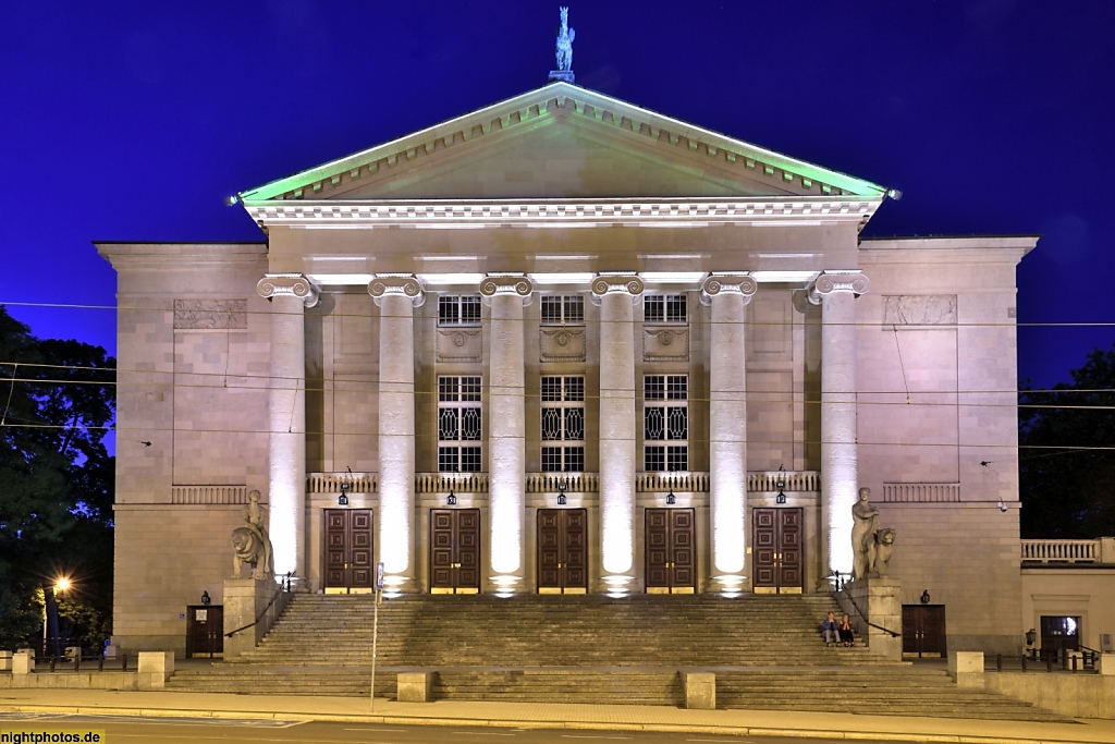 Poznan. Grosses Theater erb 1908-1910 neoklassizistisch als Stadttheater v Architekt Max Littmann. Teatrze Wielkim