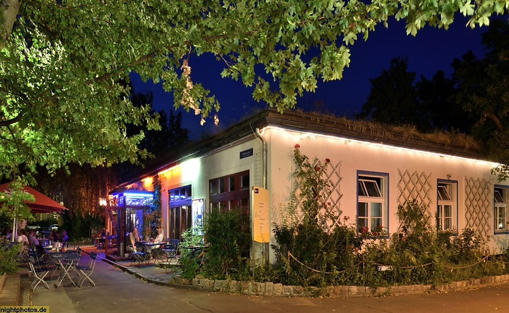 Berlin Tempelhof Café Olé in der UFA-Fabrik Kulturzentrum seit 1979 auf ehemaligem Gelände Filmkopierwerk der AFIFA