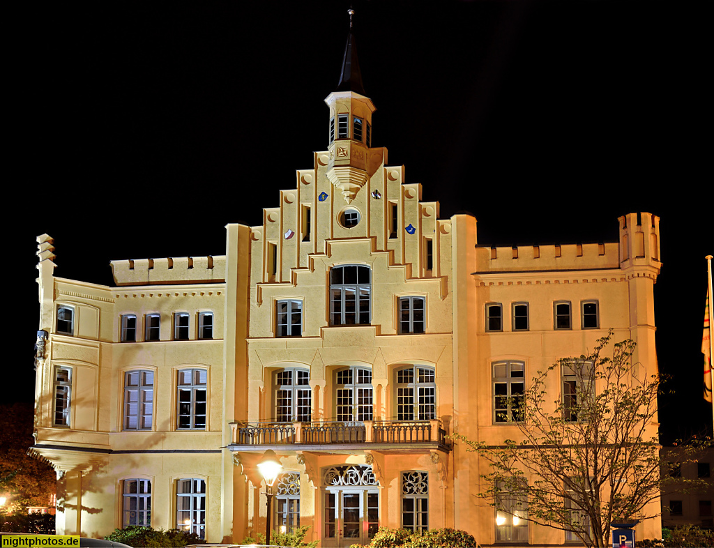 Lübeck Stadtpalais Rantzau erbaut 1858 mit Staffelgiebel