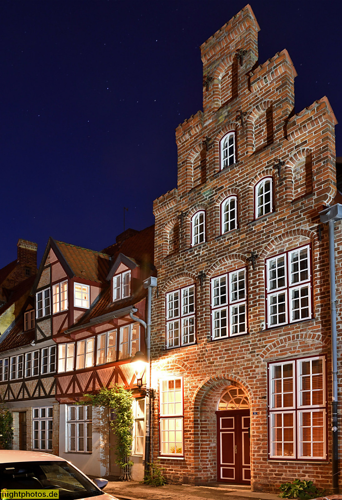 Lübeck Giebelhaus erbaut im 17. Jahrhundert mit 1983 rekonstruiertem Treppengiebel im Rosengarten