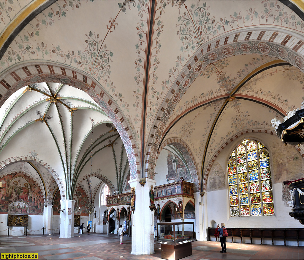 Lübeck Koberg Heiligen-Geist-Hospital erbaut 1286 als Sozialeinrichtung. Dreischiffige Hallenkirche mit Lettner und Stern- und Kreuzrippengewölbe