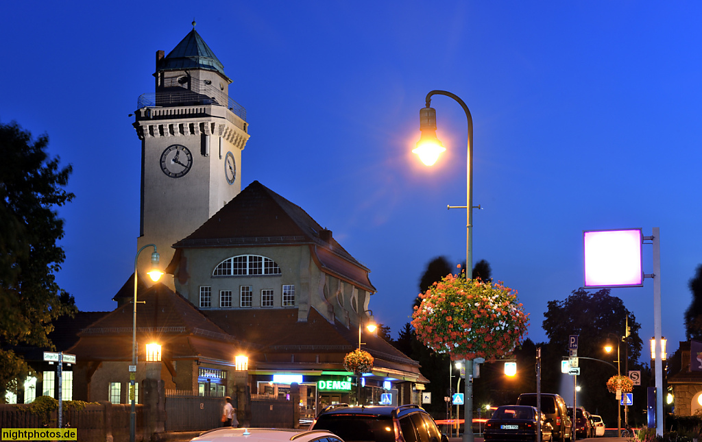 Berlin Frohnau Casinoturm und S-Bahnhof erbaut 1908-1910 von Architektengemeinschaft Gustav Hart und Alfred Lesser