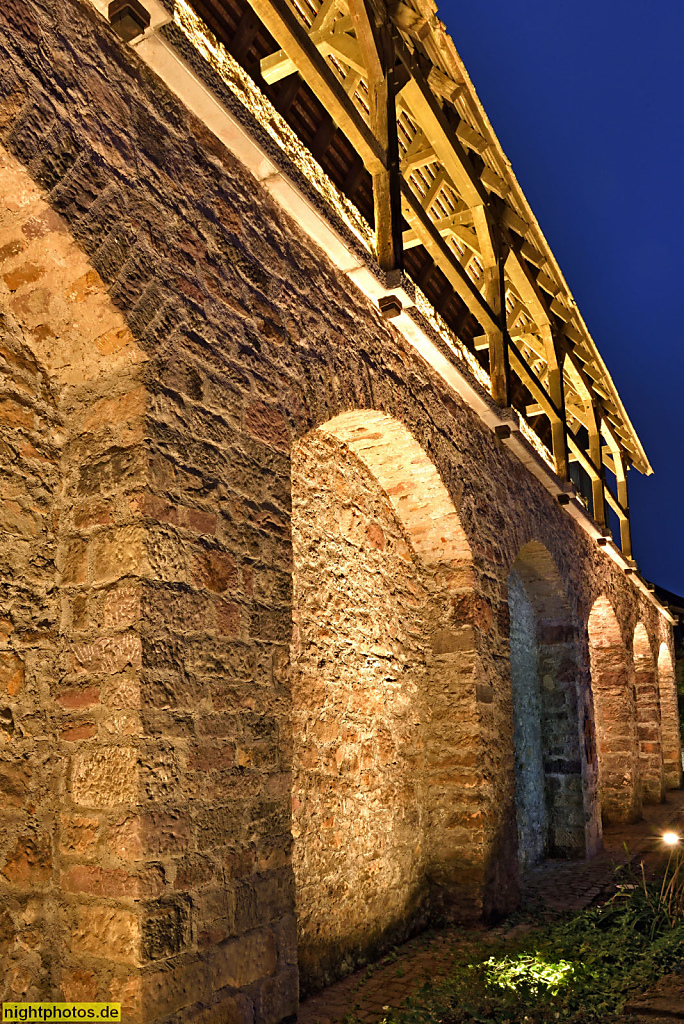 Fulda Historische Stadtmauer aus dem 12. Jhdt in der Brauhausstrasse vor Parkhaus Altstadt