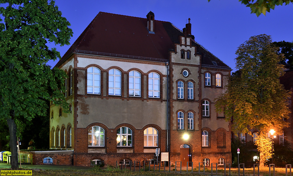 Berlin Mitte Fachschaft Biologie Humboldt Universität Kognitive Neurobiologie und Theoretische Biologie erbaut 1899-1900 als Hygienisches Institut von Otto Poetsch