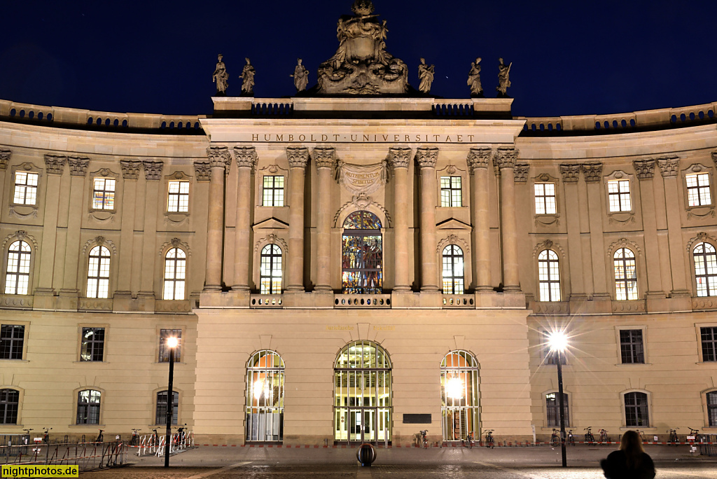 Berlin Mitte Humboldt-Universität Rechtswissenschaften erbaut 1775-1780 von Michael Philipp Boumann und Georg Christian Unger als Königliche Bibliothek für Friedrich II der Grosse