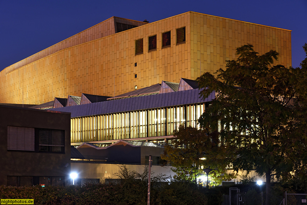 Berlin Mitte Tiergarten Staatsbibliothek im Kulturforum erbaut 1967-1978 von Hans Scharoun