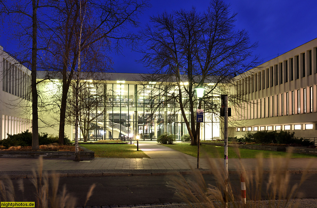 Berlin Dahlem Freie Universität Henry-Ford-Bau erbaut 1952-1954 von Sobotka und Müller