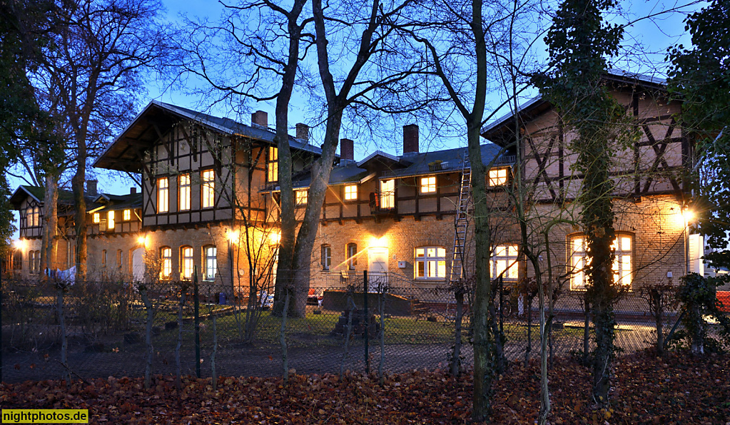 Berlin Charlottenburg Westend Remise von Schloss Ruhwald erbaut 1867-1868 von Carl Schwatlo am Ruhwaldpark