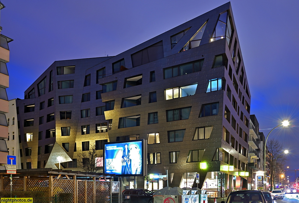 Berlin Mitte Sapphire Appartmenthaus von Daniel Libeskind erbaut 2018 in der Chausseestrasse 43