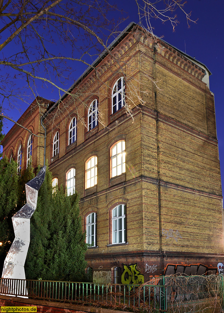 Berlin Schöneberg Musikschule und kommunale Galerie im Haus am Kleistpark. Erbaut 1878-1880 von Karl Zastrau Eduard Haesecke und Moritz Hellwig als Botanisches Museum