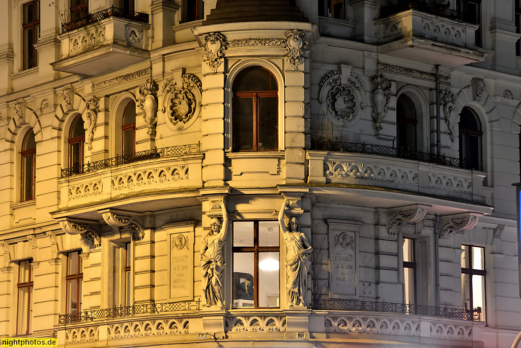 Berlin Schöneberg Mietshaus Altbau mit Fassadenschmuck erbaut 1889-1892 von Koebe und Weissmüller