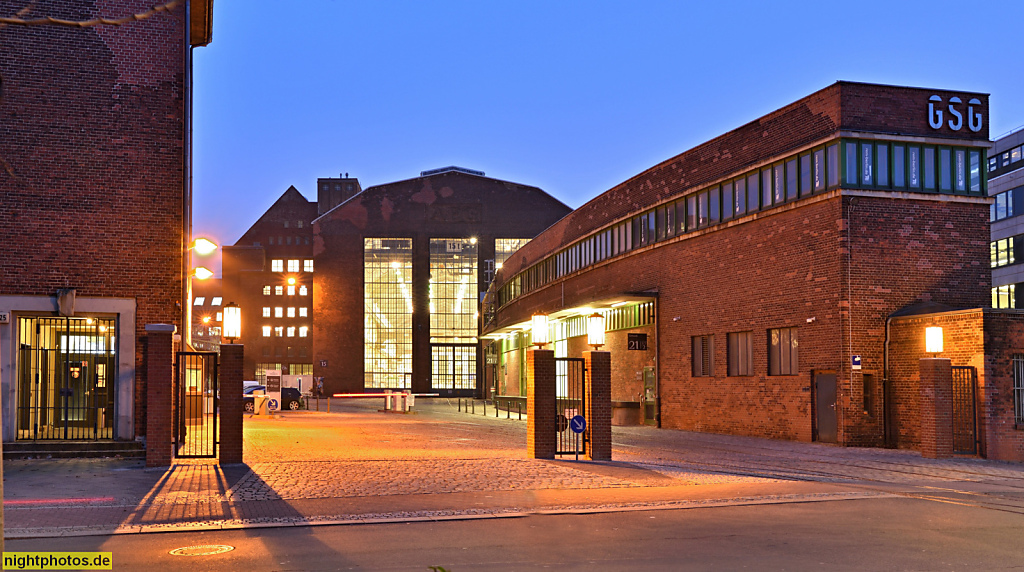 Berlin Gesundbrunnen Technischer Innovationspark ehemals AEG-Fabrik. Montagehalle für Grossmaschinen erbaut 1911-1912 von Peter Behrens (Bild Mitte). Umformerstation und Güterboden erbaut 1929–1930 von Ernst Ziesel (Bild Rechts)