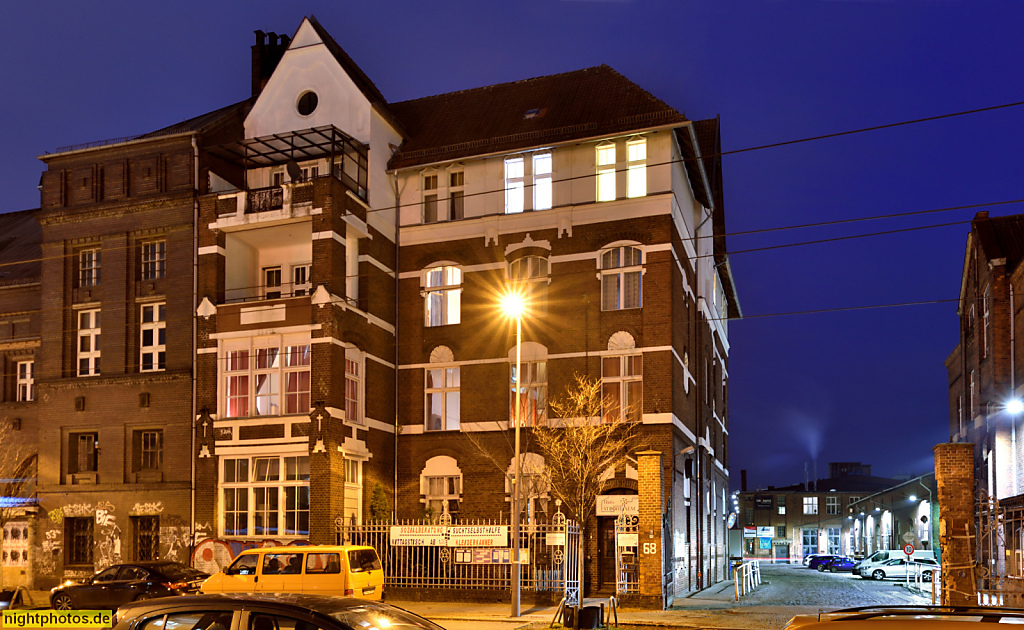 Berlin Oberschöneweide 'Haus Strohhalm' der Stiftung SPI. Erbaut 1906 von Emil Schütze als Beamtenwohnhaus der Accumulatoren-Fabrik Aktiengesellschaft