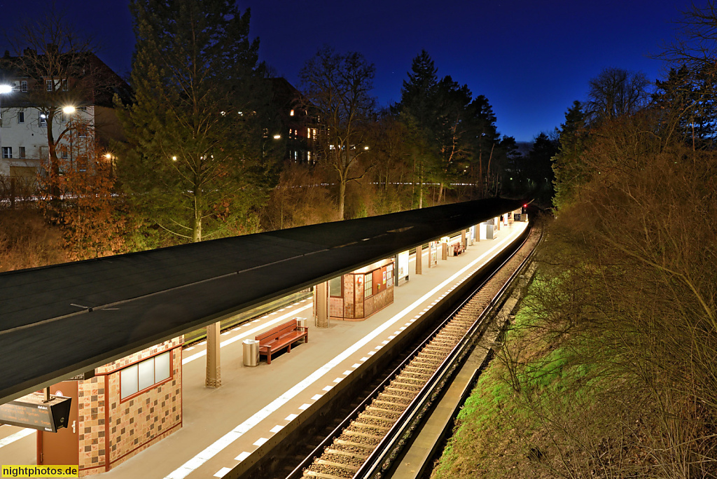 Berlin Dahlem U-Bahnhof Podbielskiallee Bahnsteig