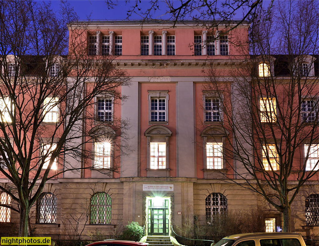Berlin Tempelhof Postamtsgebäude mit Rumah Budaya Indonesia. Haus der Indonesischen Kulturen. Erbaut 1915-1917 als Postamt von Otto Spalding