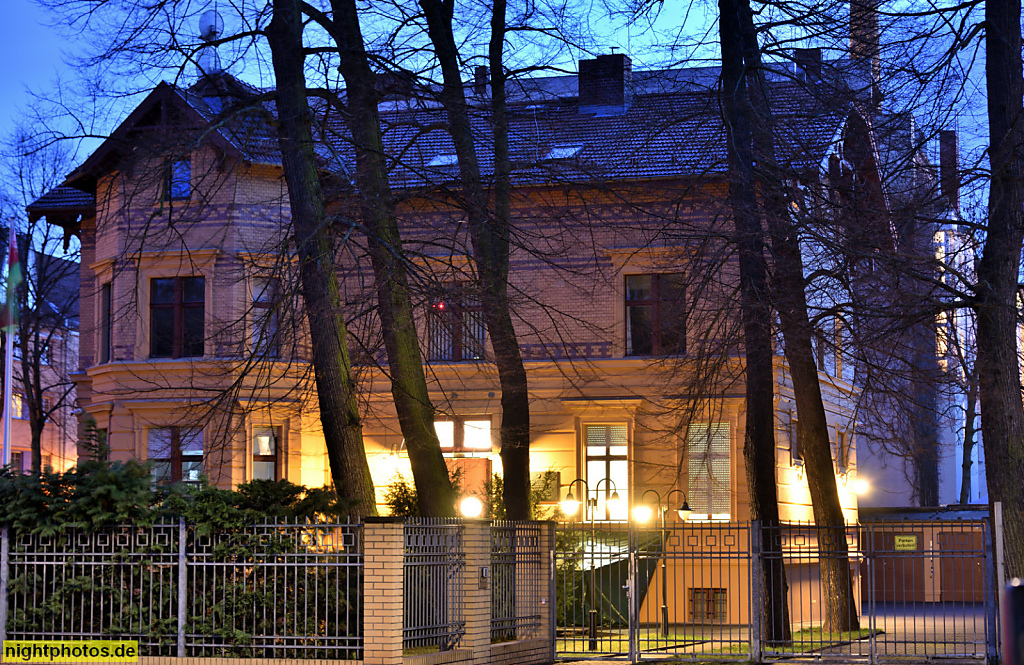 Berlin Treptow Belorussische Botschaft erbaut 1876 von Weisse und Wichmann für Gärtnereibesitzer und Amtsvorsteher Martin Hoffmann