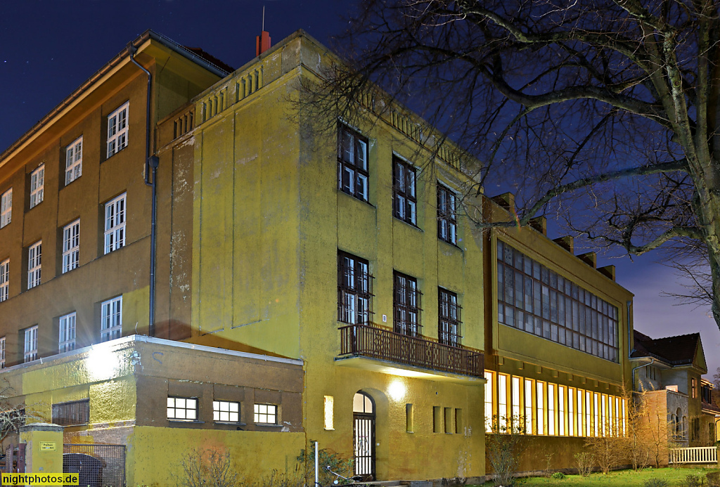 Berlin Lichterfelde Goethe-Gymnasium erbaut 1909-1912 Drakestrasse Ecke Weddigenweg als Lichterfelder Realgymnasium von Julia Ammer und Richard Tietzen