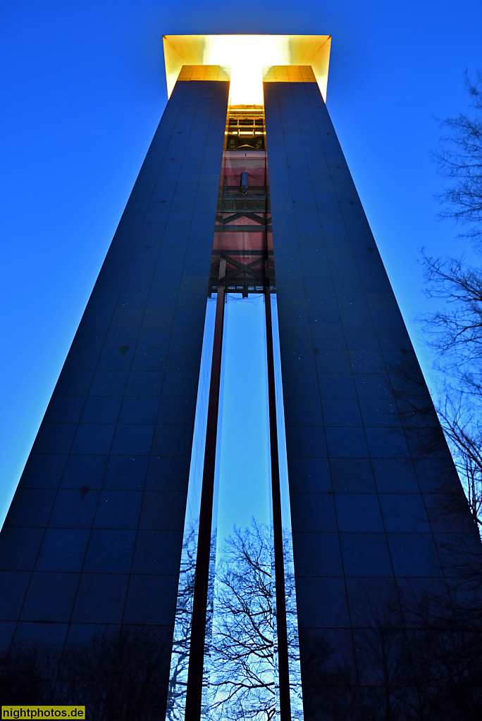 Berlin Mitte Tiergarten Carillon erbaut 1987 von Dietrich Bangert Bernd Jansen Stefan Scholz und Axel Schultes