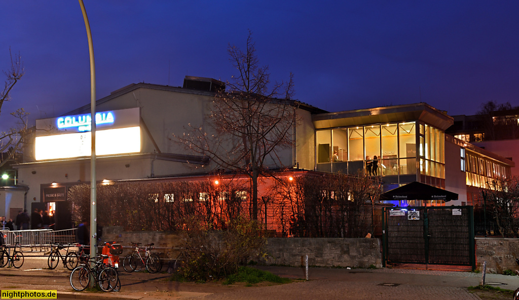 Berlin Tempelhof Columbiahalle. Veranstaltungsort seit 1998. Sporthalle der US-Army 1951-1994. Sanierung 2014